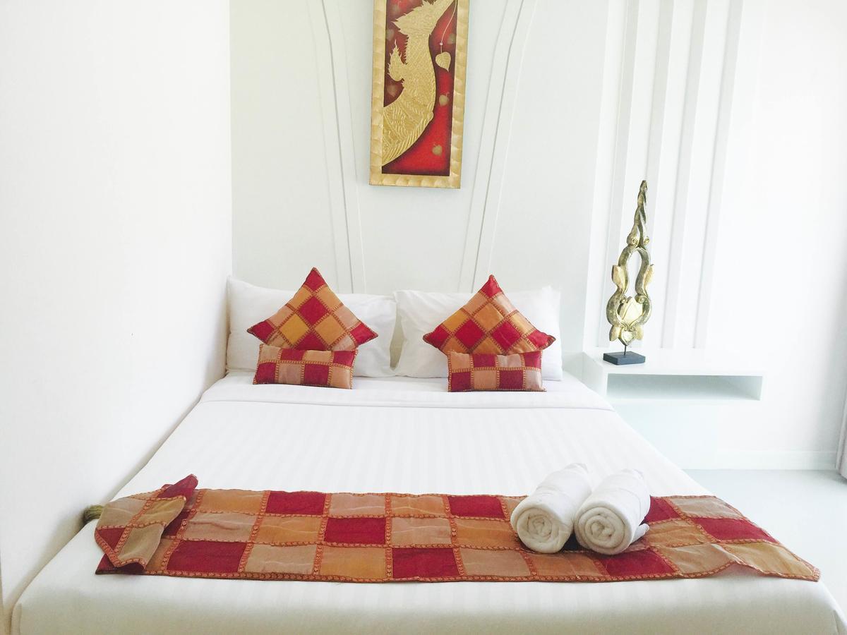 J Sweet Dream Boutique Hotel Phuket Patong Exterior foto